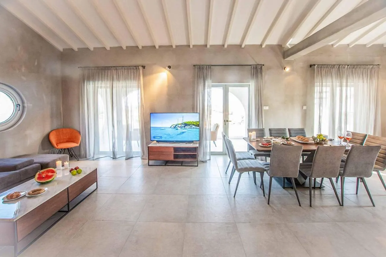 Art House By The Sea Villa Protaras